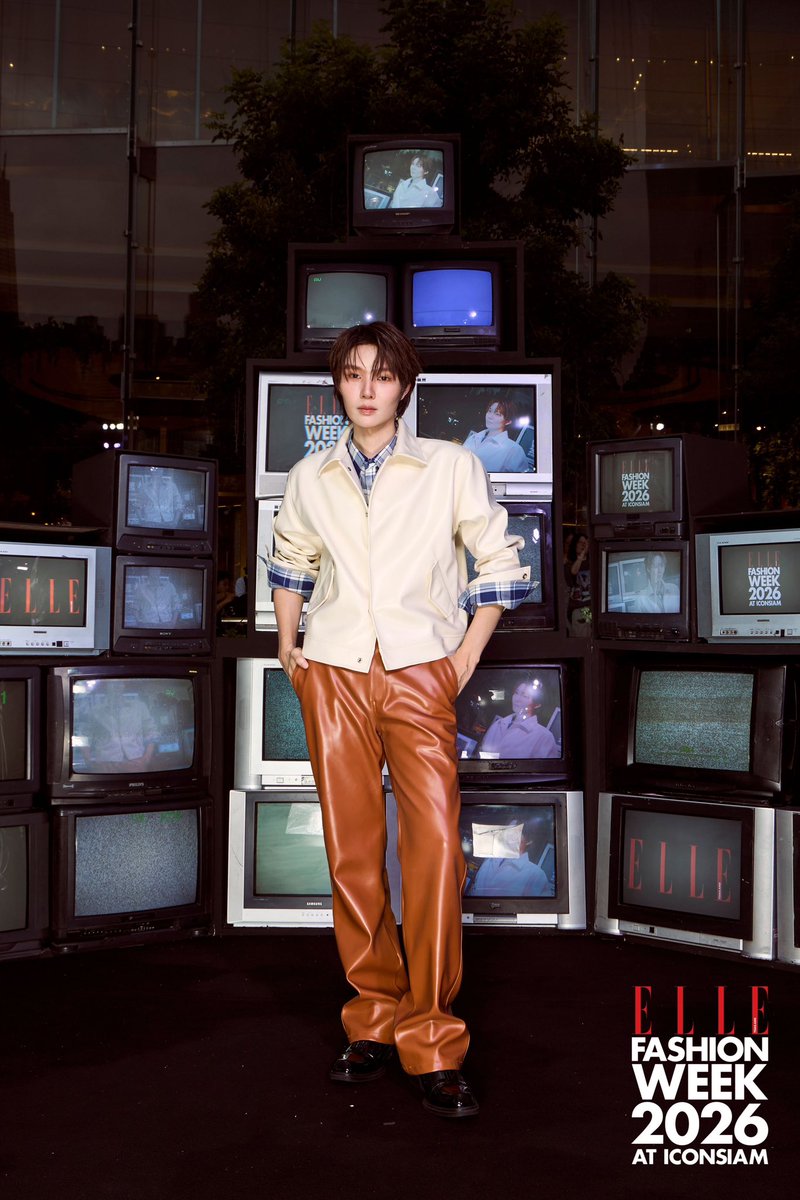 ELLEThailand's tweet photo. เปิดภาพของ เก่ง-น้ำปิง @harit_keng @nampingnapat ปรากฏตัวร่วมถ่ายภาพที่มุมสุดเอ็กซ์คลูซีฟในงานแถลงข่าว ELLE Fashion Week 2026 at ICONSIAM ณ ริเวอร์พาร์ค ไอคอนสยาม

#ELLEFashionWeek2026
#EFW26ATICONSIAM
#SeeYouAtTheTent
#KengHarit #nampingster https://t.co/WST5bmuKhb