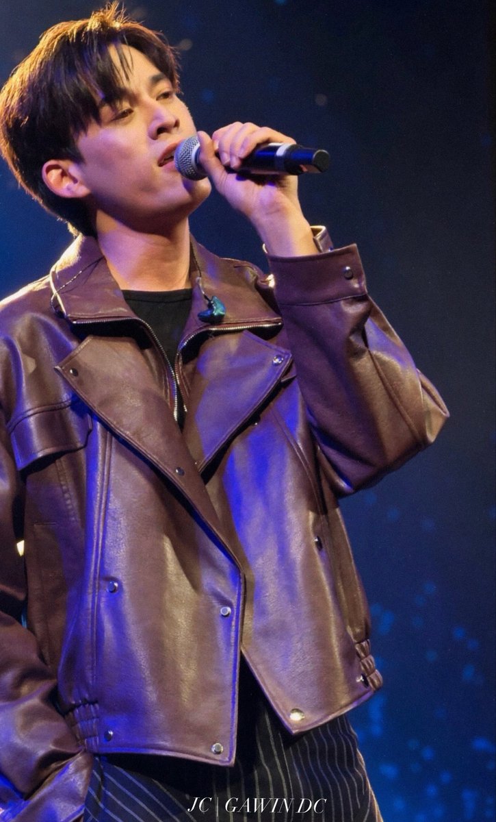 J0ssCakes's tweet photo. Gawin singing Gone Away : Show two

📍 Washington DC 

#JossGawin #จอสกวิน #GawinCaskey https://t.co/2ZRWJzrbiX