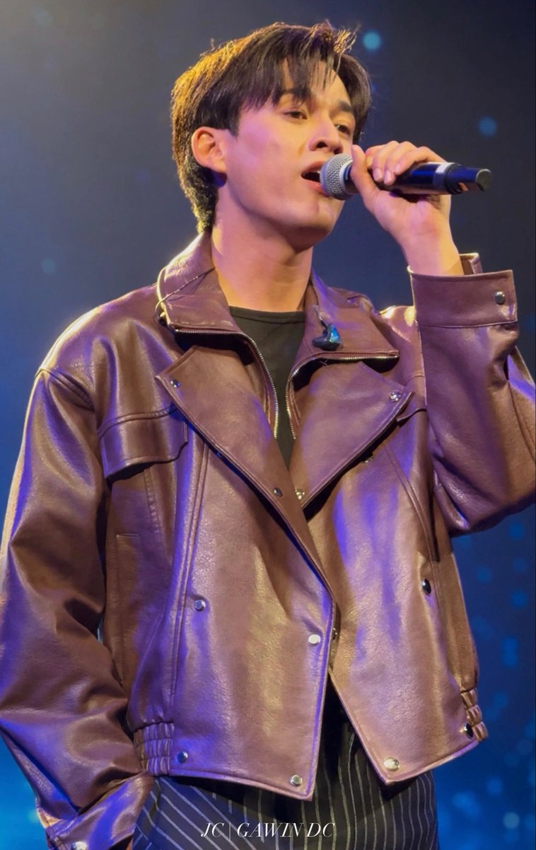 J0ssCakes's tweet photo. Gawin singing Gone Away : Show two

📍 Washington DC 

#JossGawin #จอสกวิน #GawinCaskey https://t.co/2ZRWJzrbiX