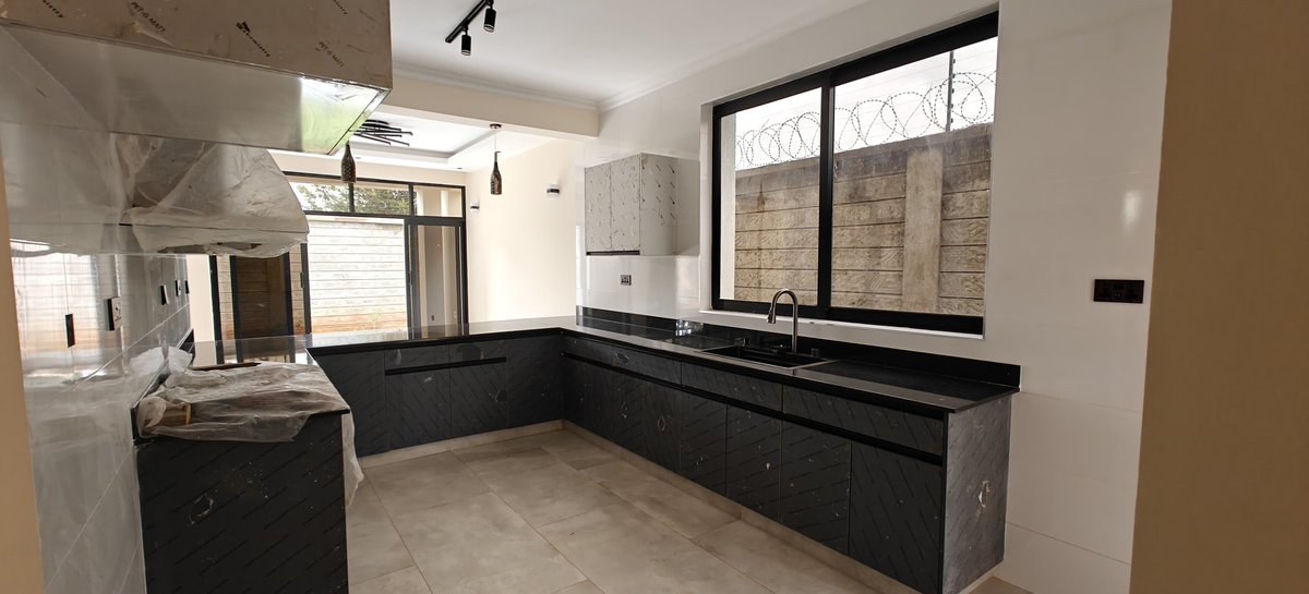 Willow_Bro92031's tweet photo. New stylish and modern homes on the market. Visit Willow Brook Villas and get yourself a home today.
#BeyondHouses #UNGA https://t.co/knI50eNAgY