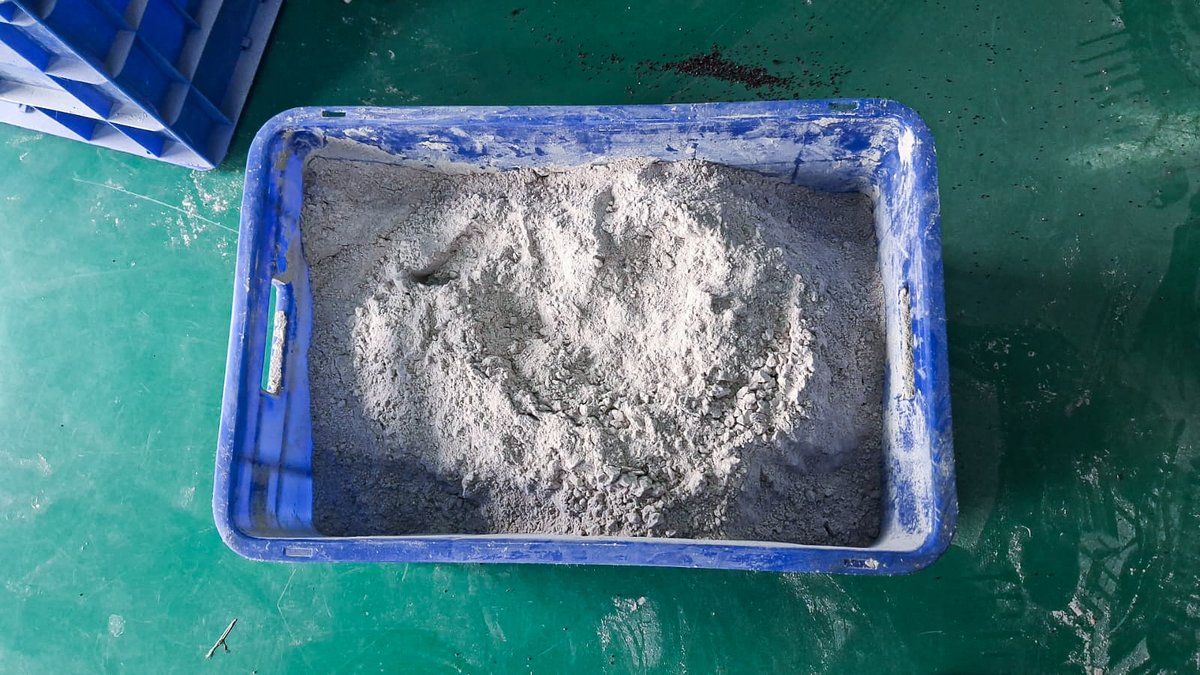 ngopranofficial's tweet photo. FPO members at Krishi Vigyan Kendra, Manpur have started producing Madua (Ragi) flour and biscuits through their processing unit, promoting millet-based value addition and local livelihoods.
#Millets #Ragi #FPO #ValueAddition #PRAN https://t.co/2HY1EOJ2yI