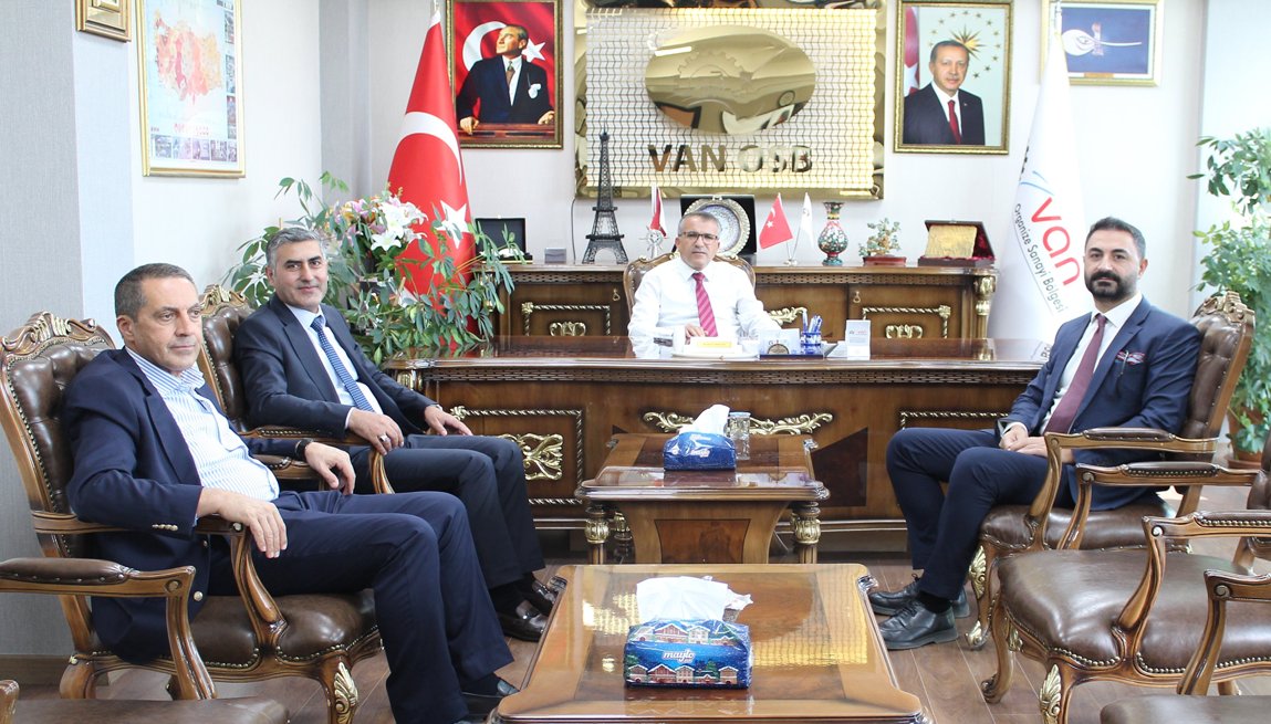 ayhanyazlik65's tweet photo. Van OSB’ye Albaraka Türk’ten önemli ziyaret https://t.co/hkT3MGlBEi @OsbVan @YasarSen30 @memetaslanOSB https://t.co/zwKZskIIuW