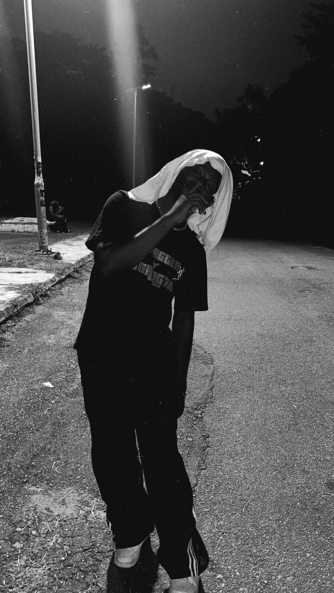 kizzivelli's tweet photo. all ova💎 https://t.co/Be3730R9uJ