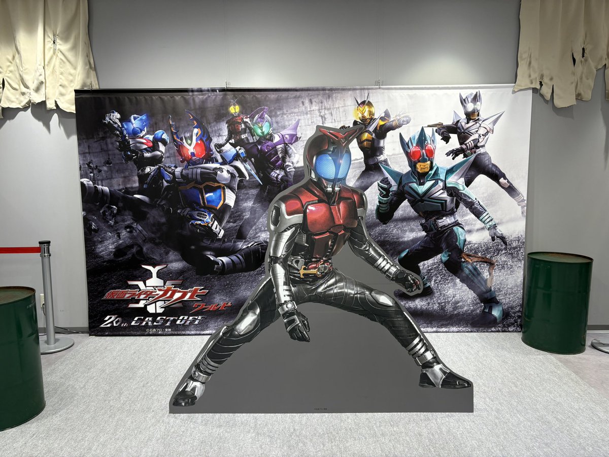 Aokurage69's tweet photo. 仮面ライダーカブトのイベントへ
映画も楽しみ😊地獄兄弟カッコいい。。
＃仮面ライダーカブトワールド https://t.co/6z7ZrUSxSQ