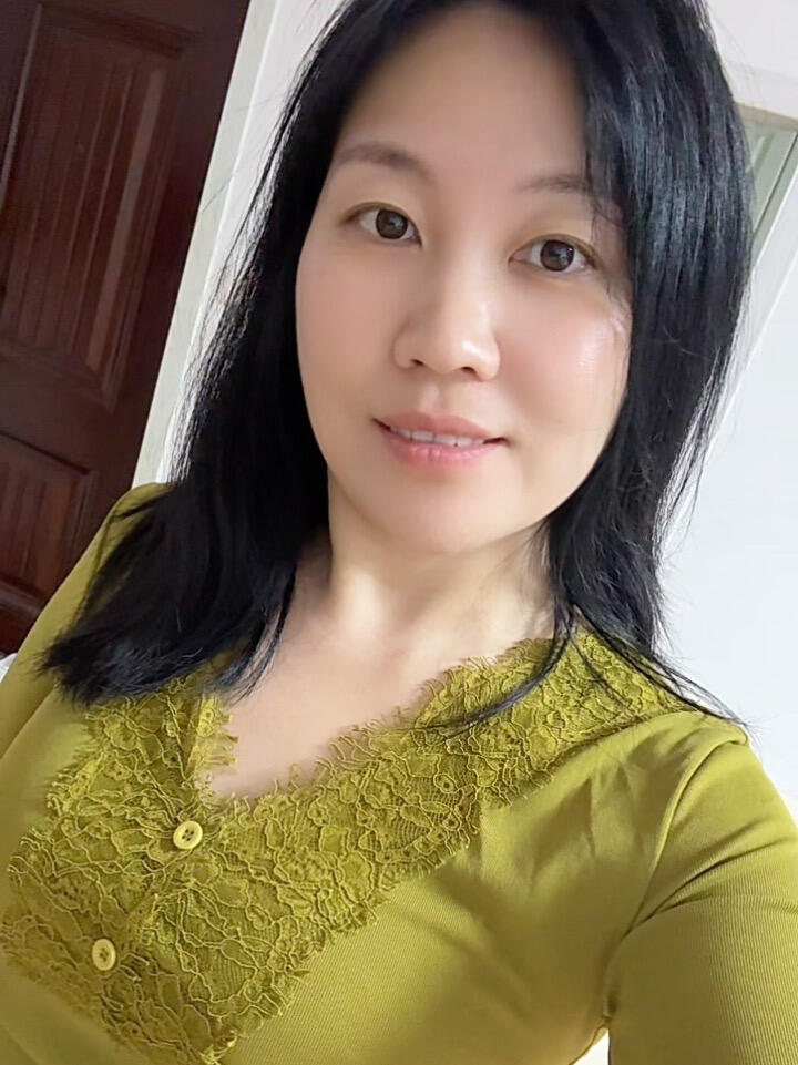 davidlkpe's tweet photo. 听说微信新出了一个功能可以约，堪比漂流瓶，有人用过吗.......... https://t.co/7NYD17hhnm