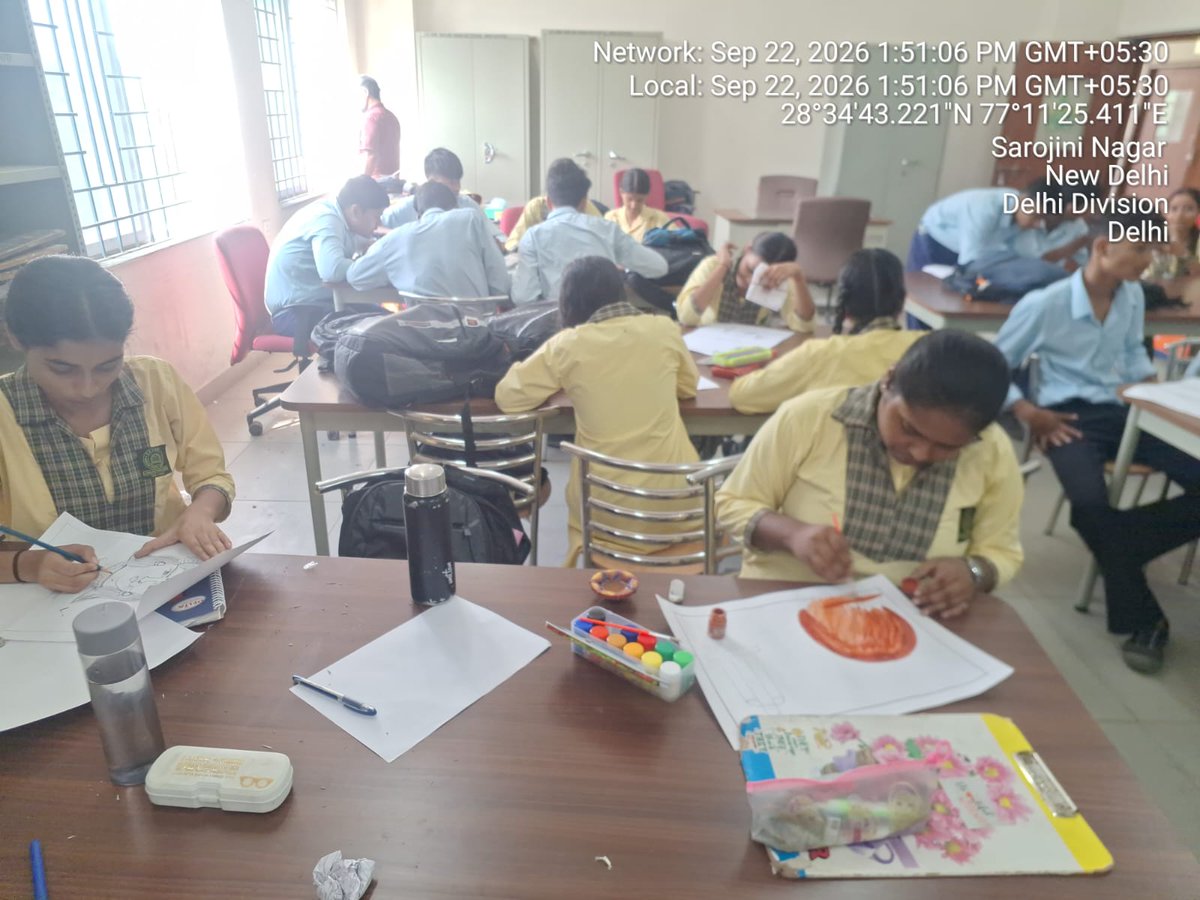 cmshrisn's tweet photo. Various student-centric "Drawing Competition" activities under "Sewa Sankalp Abhiyan" under the themes - 25 years of public service and major welfare/development initiatives and Vision of a Developed India - Viksit Bharat @2047. https://t.co/TmCHbBy16c