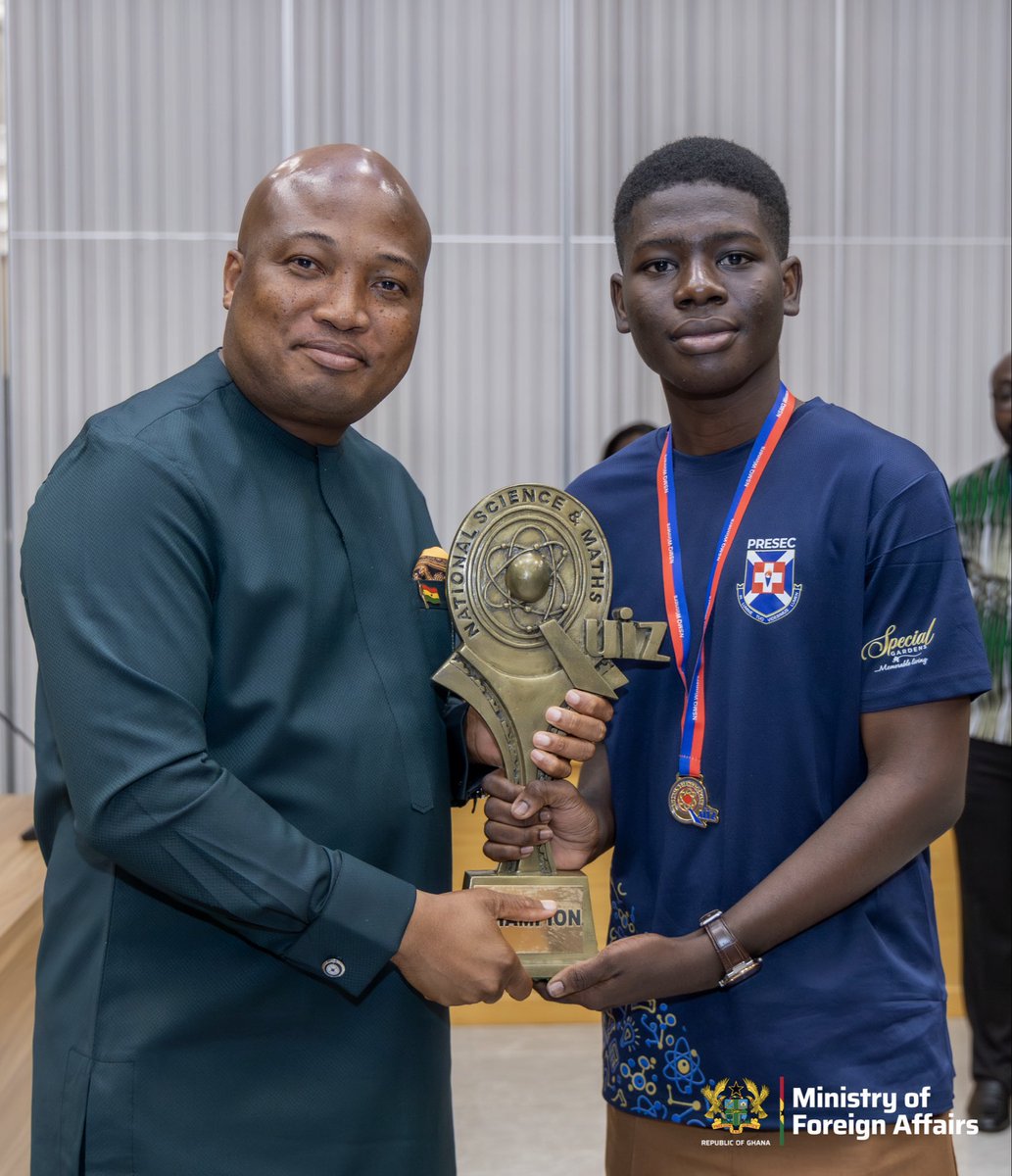 Thevokofficial's tweet photo. 📍📍JUST IN📍📍

Jesse Kekeli Afudego, 2026 NSMQ Winner for PRESEC, LEGON has gained admission to study Electrical Engineering at Ashesi University.🧠⭐️

Stay tuned✅ | #VOKLive https://t.co/xJNQNg5VZ0