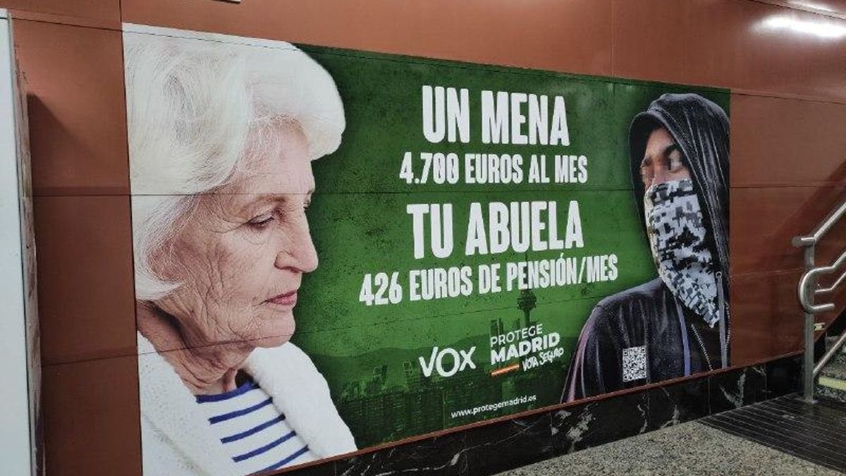 Nabilbg_'s tweet photo. A Vox solo le preocupa tu abuela si puede usarla para vomitar odio racista.

Si a tu abuela de 87 años la echa de casa un fondo buitre, pues “prioridad nacional” ya tal y a esa señora no la conozco de nada. https://t.co/kc0JdSKaVJ