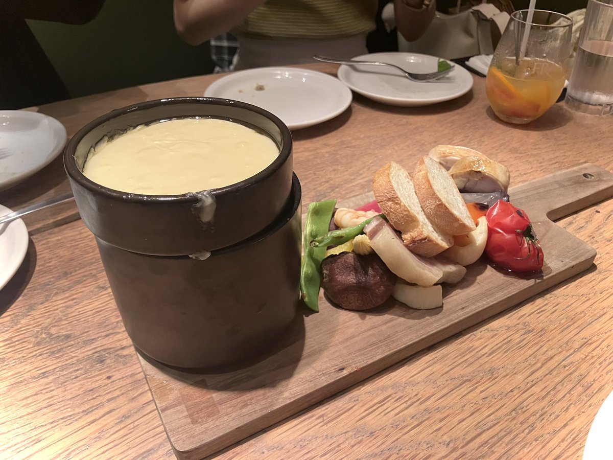 kisa_over20's tweet photo. お友だち~ず3人でご飯‼︎
なかなか4人で揃うの難しい~ね~でもひさしぶりにたくさんお話しできて嬉しかった✨また会おうね☺️ https://t.co/FTW8QlzPWN
