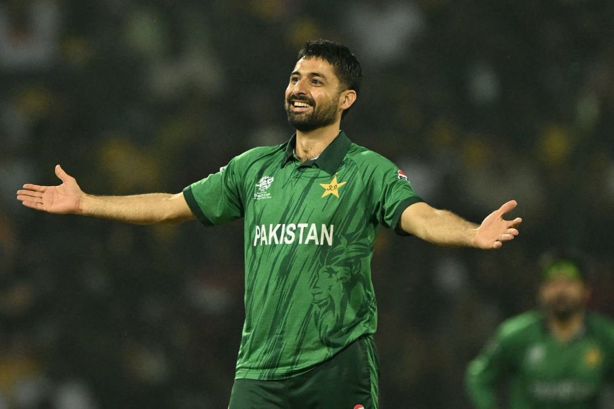 CallMeSheri1_'s tweet photo. 🚨 ABRAR AHMED BECOMES THE NO. 1 BOWLER IN ICC T20I RANKINGS. 🇵🇰 https://t.co/ClP1Cq8JFv