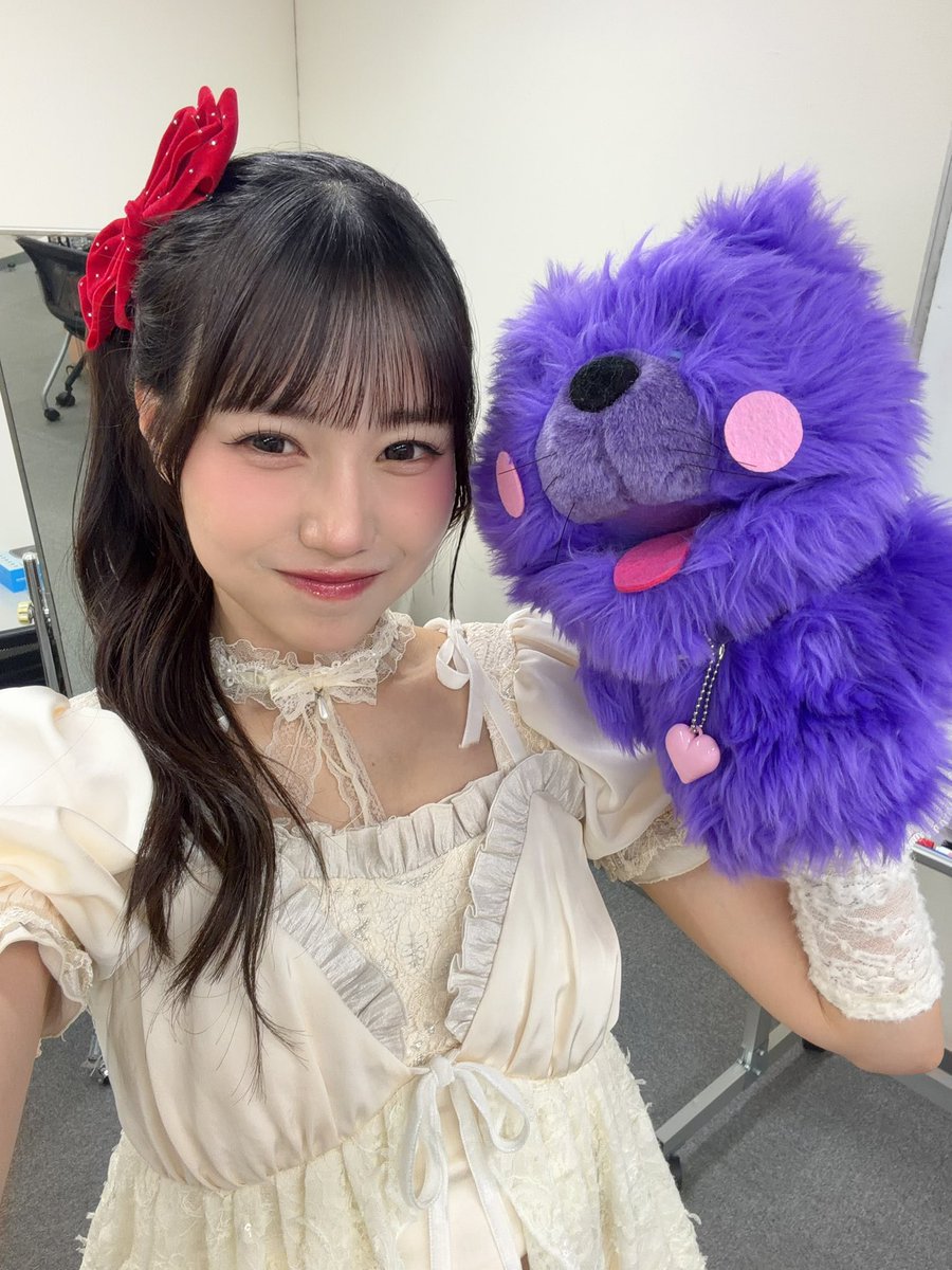 I24_yuyu's tweet photo. フリーライブ、あまがさきキューズモールさんありがとうございました՞⸝⸝>  ̫ <⸝⸝՞♡

公演中の盛り上がりがすごくて、名前呼んでもらえたり、ほんとうに幸せでした( ；꒳​； )❤︎
とっても元気を貰えて、明日からも頑張れます😭😭😭ありがとう🫶🏼

*.·┈┈┈*.·┈┈┈*.·┈┈┈*.·┈┈┈

📍9/26  
     東京都 ららぽーと立川立飛さん
     開演 12:00

📍9/27 
     和歌山県 イオンモール和歌山さん
     開演 13:00

*.·┈┈┈*.·┈┈┈*.·┈┈┈*.·┈┈┈

次はここで会えます！♡♡
みんなぜーったい会いに来てね🫶🏼

#Märmi #メルミ @marmi_seju