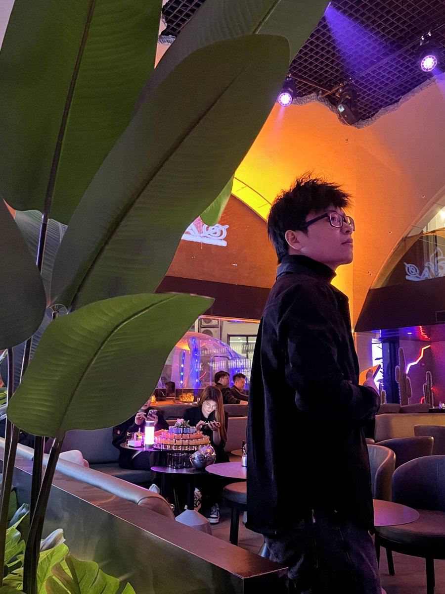 IrwinBlackp3's tweet photo. Let’s hit the KTV tonight! Belt out your favorite tracks, laugh till your sides hurt, and make unforgettable music moments with the crew—no judges, just pure fun! https://t.co/QywLik9wiI