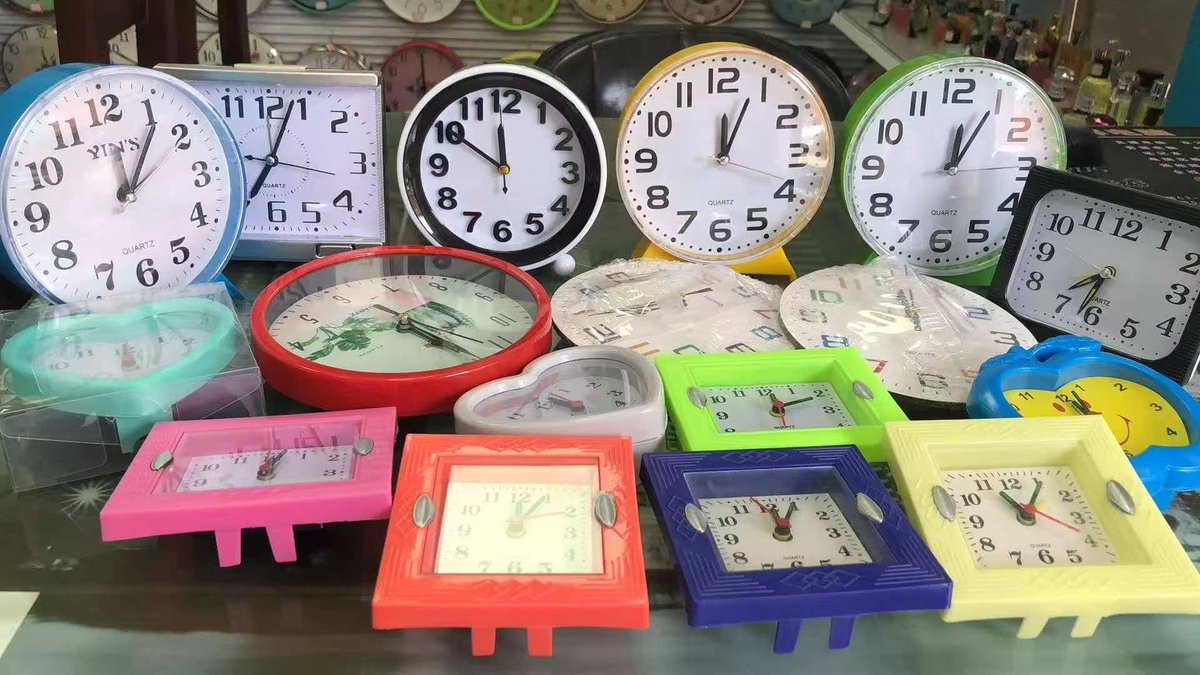 DikaGlobalLink's tweet photo. 8,000 small alarm clocks individually boxed, priced at 2.8 RMB each. https://t.co/5k8zgm4dLA
