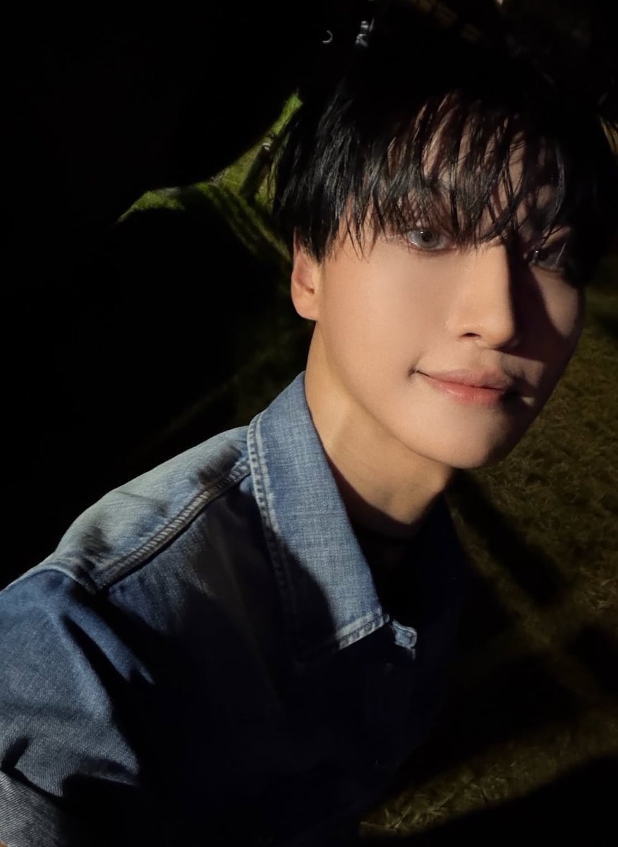 randomr22's tweet photo. 🩶 https://t.co/8JrmV9WuAG