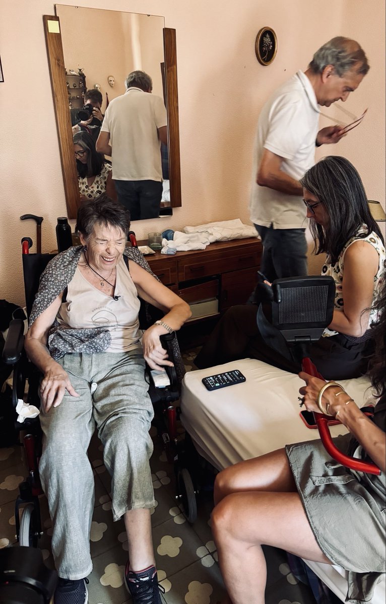 JulianMaciasT's tweet photo. Todos los responsables deberían pagar un precio muy alto por esto. Mucho más alto de las ganancias que les ha reportado. Esto es inasumible para una sociedad.
Mari Carmen no se merecía esto. https://t.co/yJ2Q92cRUk