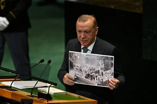 volkan_giritli's tweet photo. ‼️Ben şahsen dün BM Genel kurulunda konuşan Sayın Cumhurbaşkanımızdan 23 Eylül Tripoliçe Katliamı'nı anmasını beklerdim, ama o sürekli Gazze'den bahsetti. 
Yine bugün bir milletvekilinin çıkıp TBMM'ye MORA KATİAMI için önerge vermesini beklerim, ama katledilenler TÜRK olduğu için kimsenin umurunda değil.
#tarih #Tripoliçekatliamı #Tripoliçe #Mora #MoraSoykırımı #MoraKatliamı #çarşamba