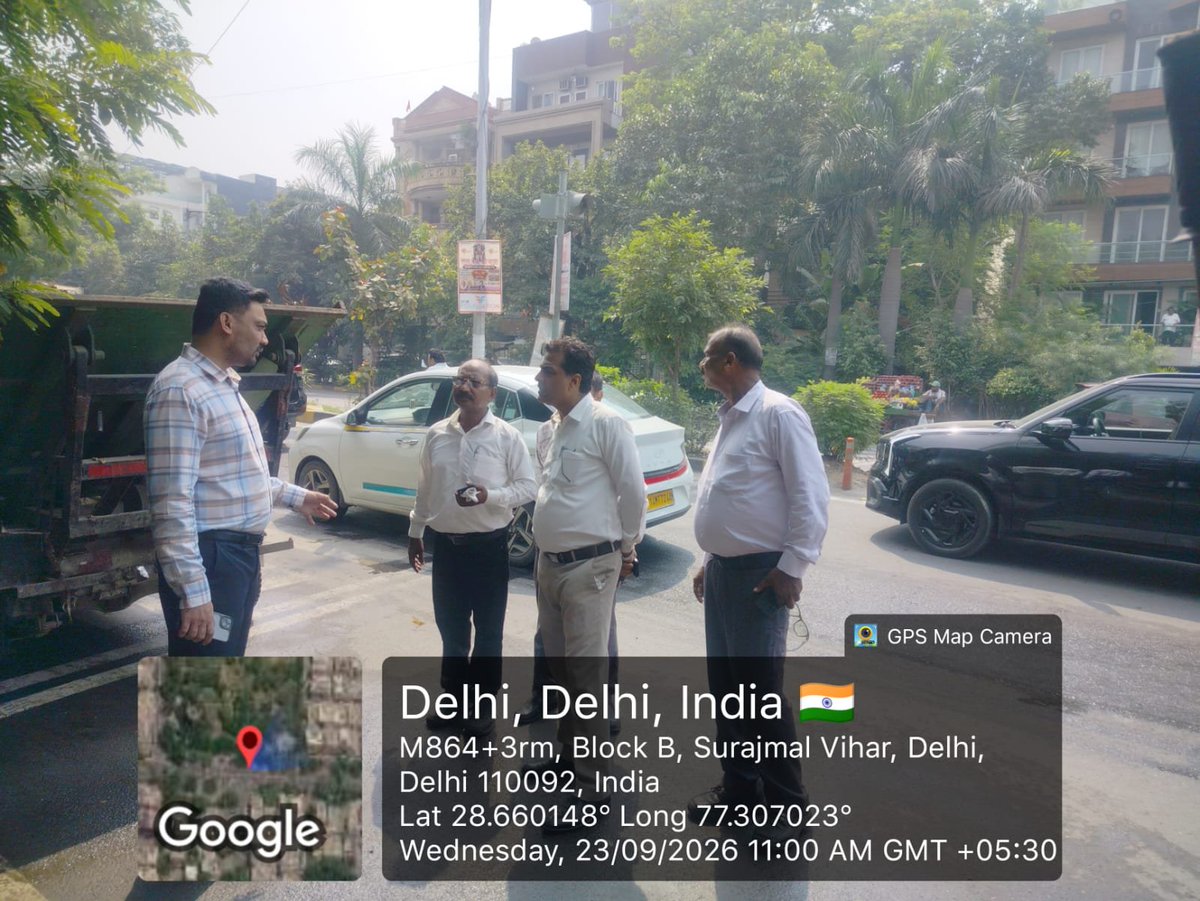 MCD_Delhi's tweet photo. TAKING ON DUST. STEPPING UP CLEANLINESS.

Under the guidance and supervision of Hon’ble Deputy Mayor Dr. @drmonikapant and the Deputy Commissioner, East Zone, MCD, field teams carried out deep-cleaning activities under the ongoing #NoDustCampaign across the East Zone.

The drive focused on thorough cleaning of roads and surrounding public spaces, strengthening on-ground efforts towards cleaner, dust-free surroundings.

@gupta_rekha @cmodelhi @praveshwahi @dcshahsouth

 #MCD #MCDCares #EastZone #NoDustCampaign #CleanDelhi #SwachhDelhi