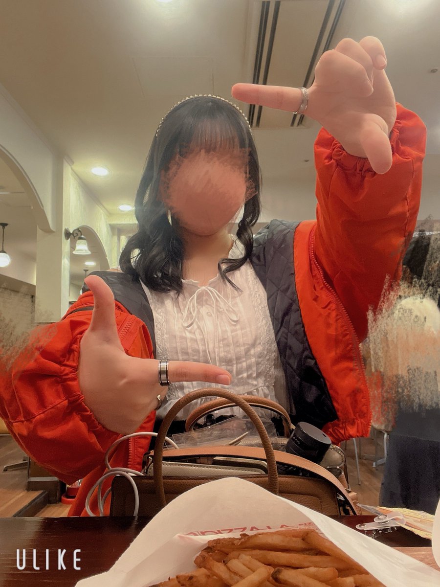 Re_0w0_1's tweet photo. ほんとにこちらがﾍﾟﾗﾍﾟﾗﾍﾟﾗﾍﾟﾗ喋りまくってごめんね！の気持ち！
やってくれたポーズ達再現したので小野慶人さんに脳内変換してください✨🙏
 #KO1KEYZ_1ST_OFFLINE_TALK_関東 #KO1KEYZオフライントーク会 #小野慶人 #KEITO https://t.co/SfcL6tFfrG