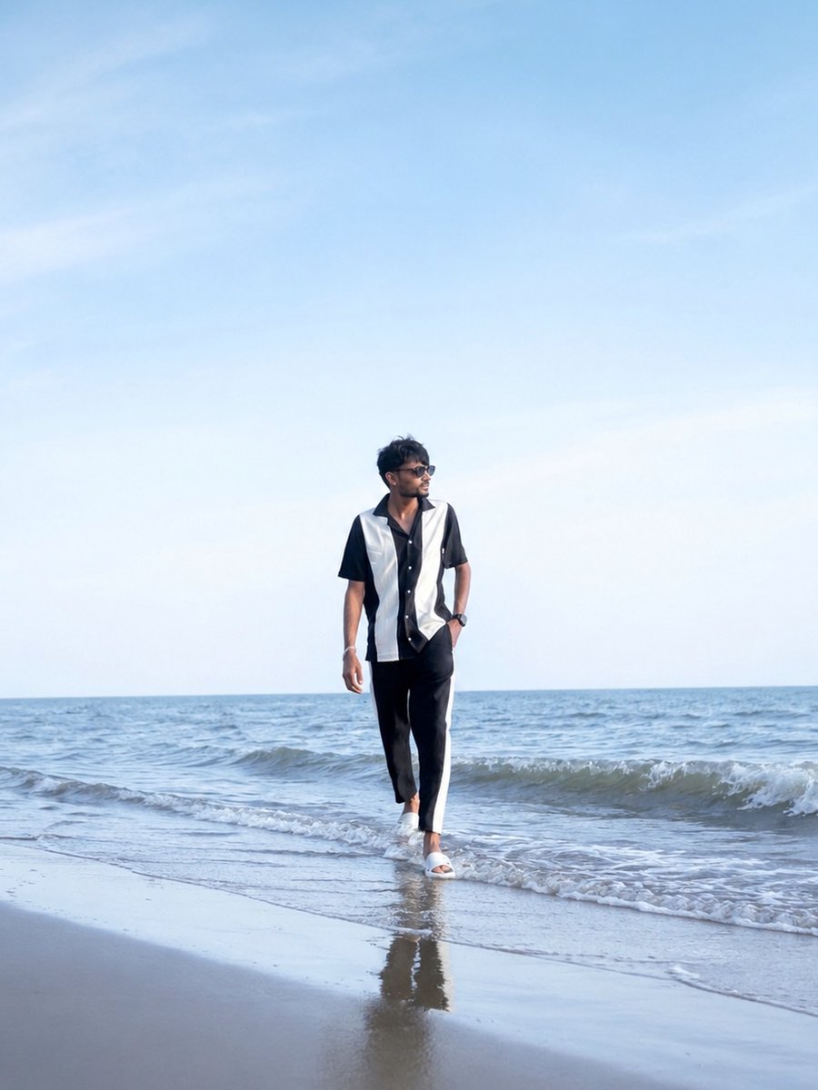 AngeloKemmerlin's tweet photo. Lost in the waves, found within myself. https://t.co/SXjHy2zsIu