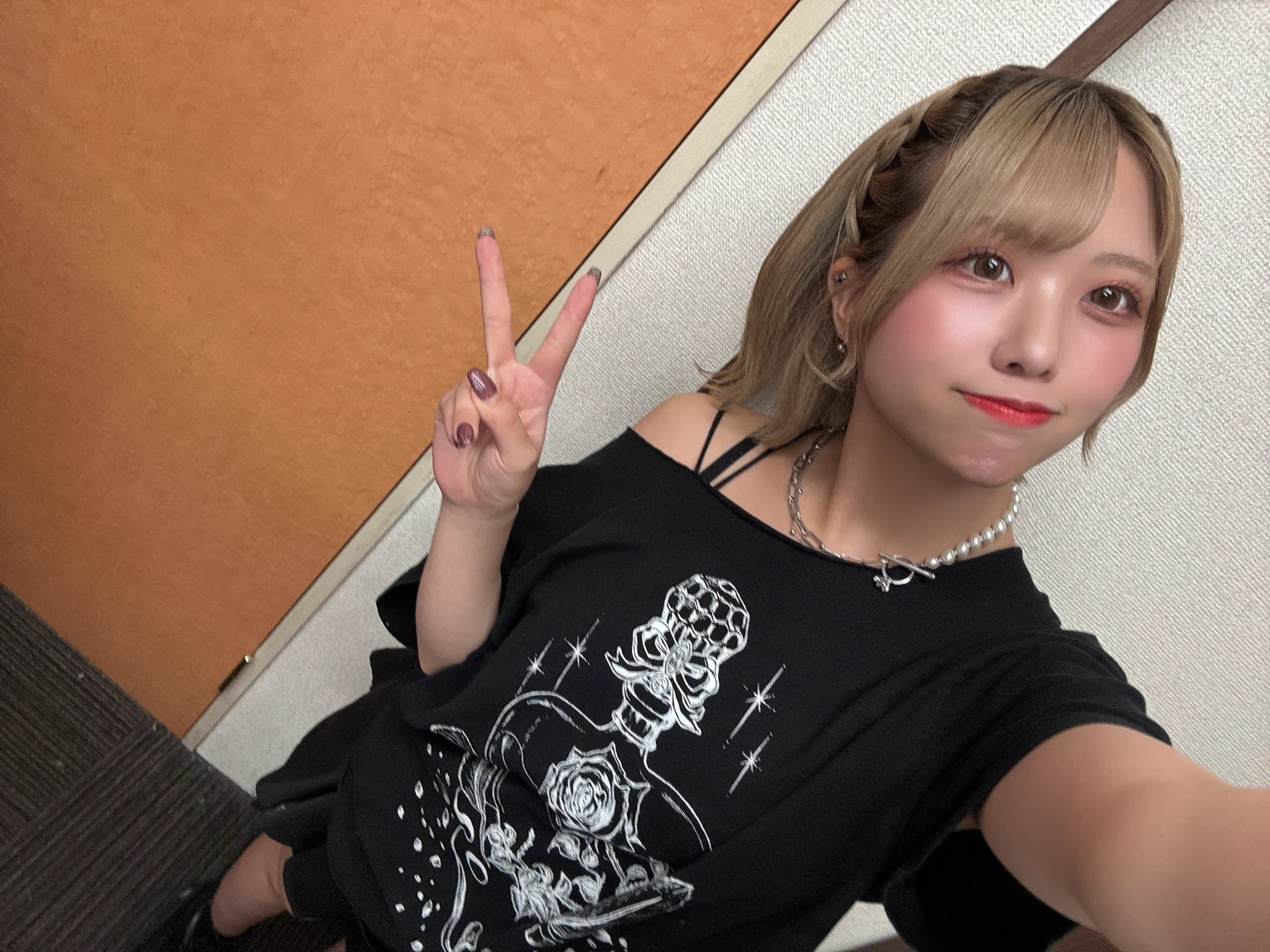 Momo on X: 