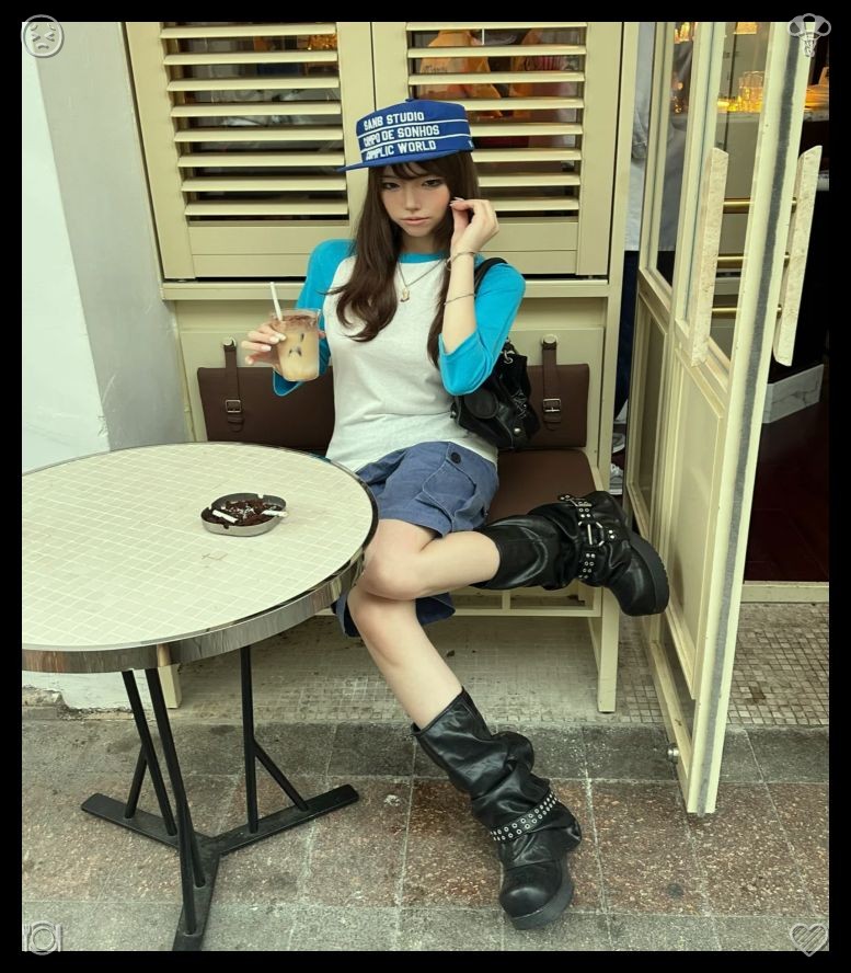 yusrioo's tweet photo. 🐨Table hockey Game, interestingThe next morning, Lila and Finn met with Clara at her boutique, telling her about their plans for the beach fashion show. Clara was thrilled, offering to help with the models, the clothing, and the decorations. “This is perfect,” she said, smili https://t.co/znvd6M8gI9