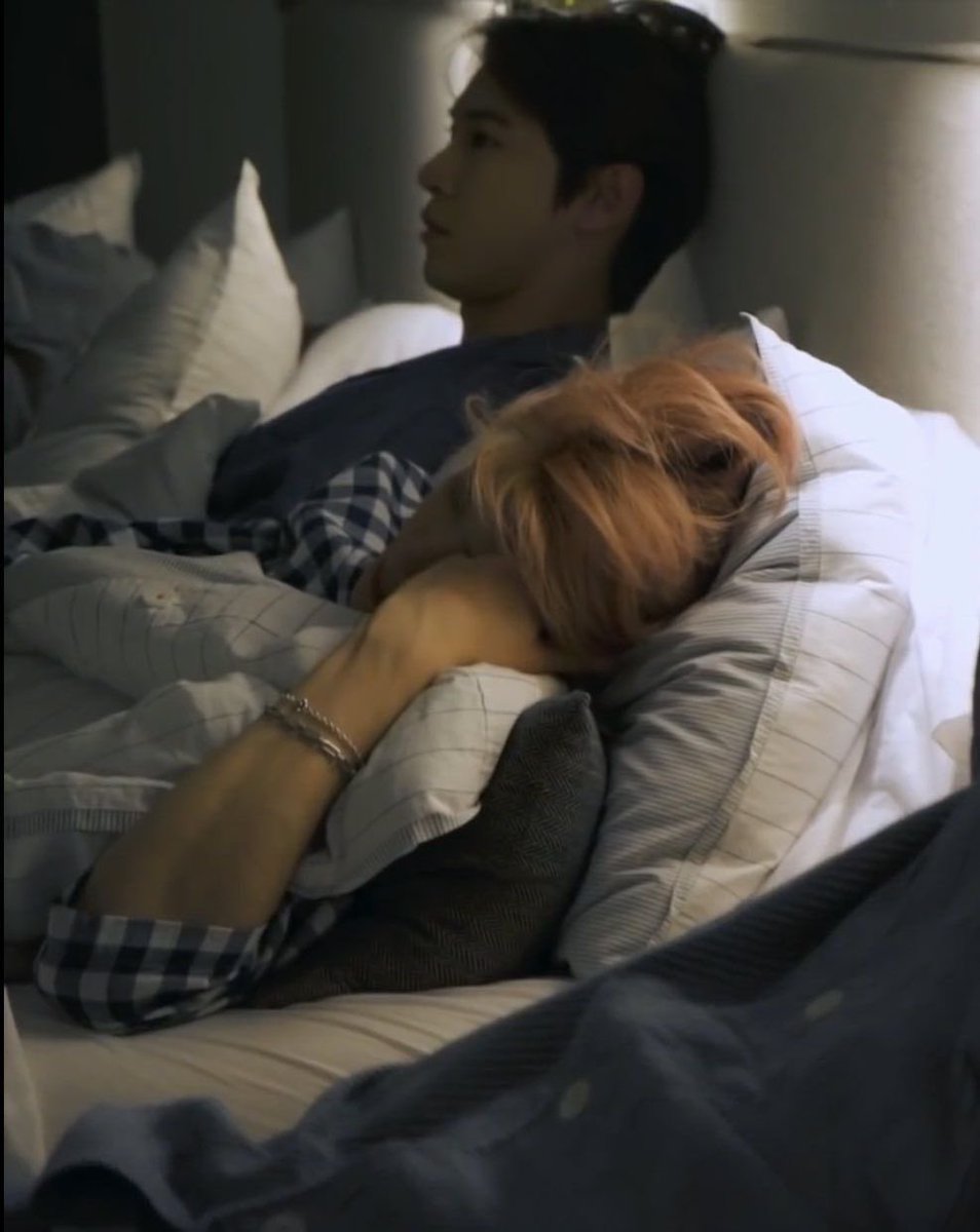 mylovejaeee's tweet photo. 편한사람 https://t.co/OvyKlg99AW