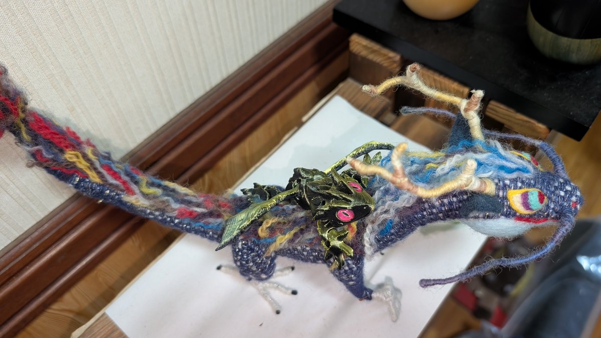 WATA___nabe's tweet photo. GWさん（@GWGW）のドラゴンをお迎えしました。
家の龍とも仲良くなったようです。 https://t.co/I0ObKqkCSS