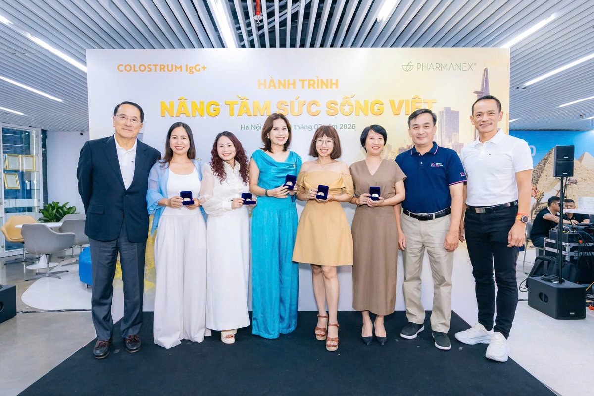 ForceForGood's tweet photo. Nu Skin Vietnam kicked off their Elevating Vietnam Vitality (EVV) program, which allows affiliates to donate Colostrum IgG+ to children in need. In the last few months, nearly 470 boxes of colostrum have been donated through the program. 🤍 More on this program is coming soon! https://t.co/YFGEPoyrA9