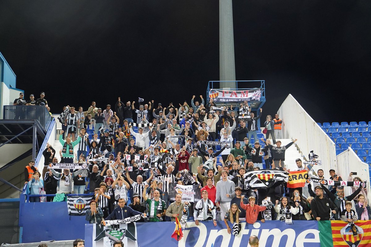 CDCastellon's tweet photo. ❌ SOLD OUT 

🎟️ Vendidas todas las entradas que el CD Leganés ha puesto a disposición de la afición albinegra 

¡A por los 3⃣ puntos en el Ontime Butarque, orelluts! 

#PPO👂 https://t.co/qRE4bz0KSI