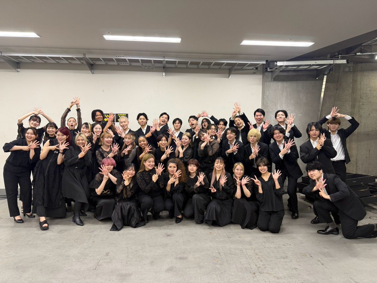 otonasi5's tweet photo. NANA MIZUKI LIVE GRACE 2026 -OPUS Ⅳ-
2daysコーラス隊として参加させていただきました🙌ﾊﾞﾝｻﾞｰｲ

7年半ぶりのこの感動...最高でした！！
またこのステージに帰って来れて幸せです

奈々様、関係者の皆様、ご来場された皆様、本当にありがとうございました！！！

 #水樹奈々
 #LIVE_GRACE_4 https://t.co/YaAm0hlURk