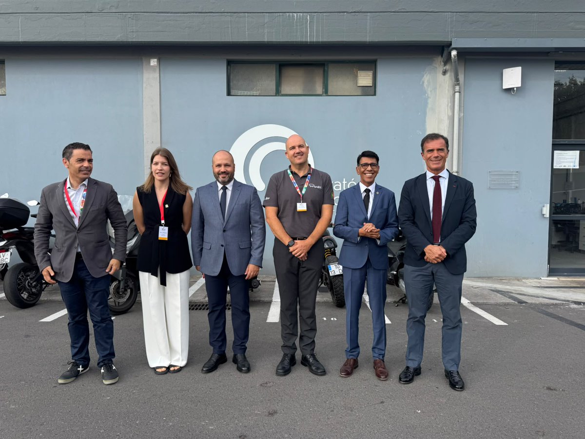 EP_Regional's tweet photo. 🇪🇺🇵🇹During their visit to Madeira, @EP_Regional MEPs discussed the impact of EU cohesion funding, the future of the policy &amp; Madeira’s priorities for the next EU budget (MFF 2028-2034)

Read their concluding statement: https://t.co/4MGV971bm2 https://t.co/yQs73bMGKH