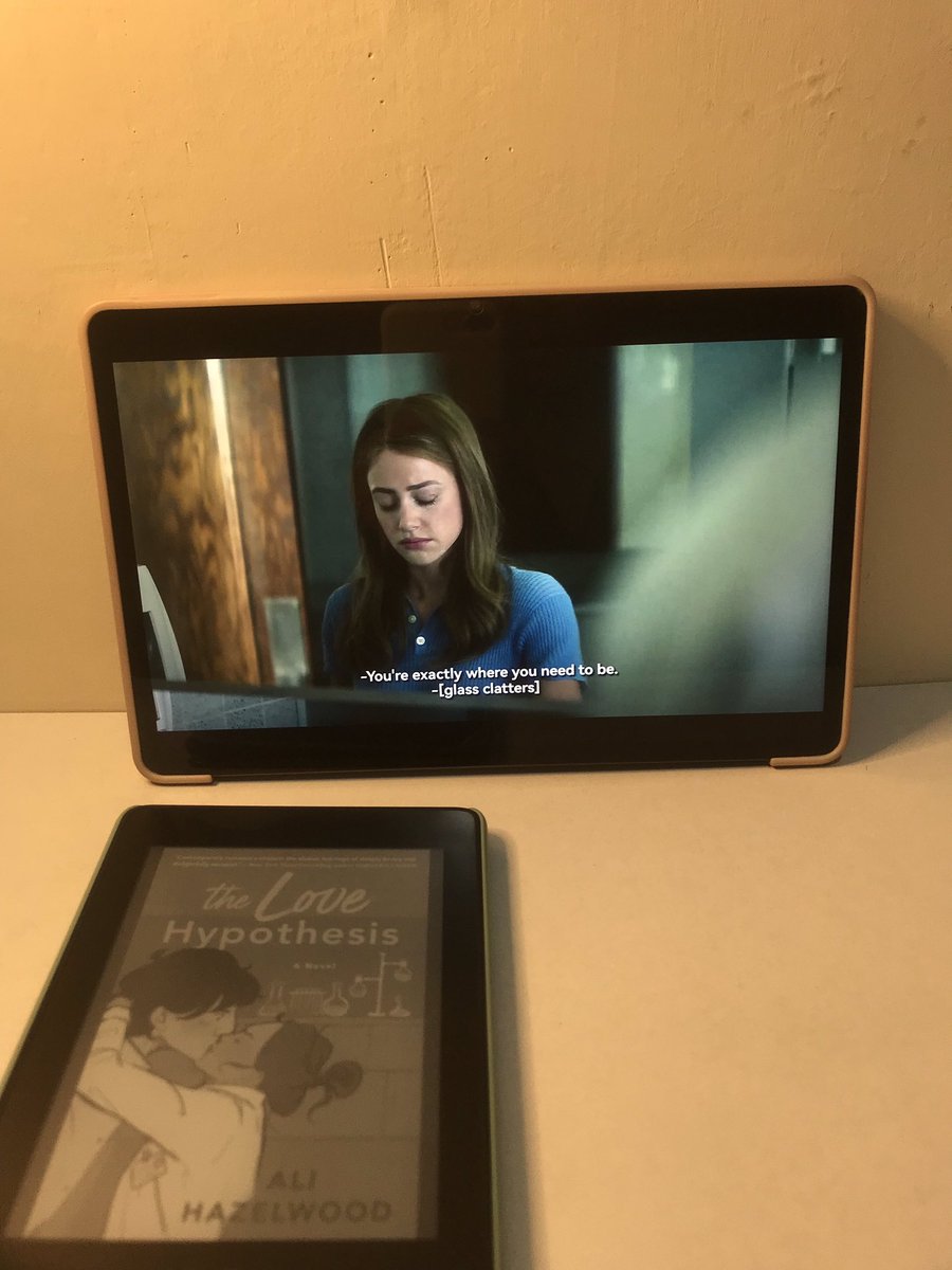 ranasjournal_'s tweet photo. the love hypothesis is finally out! 🧪💗👩‍🔬 https://t.co/AveYC3rJeh