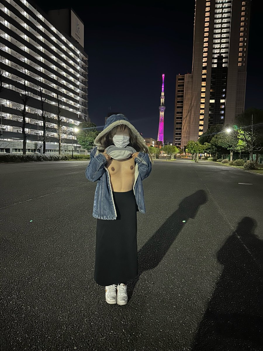 rouge3110's tweet photo. 13
#人妻 #野外露出 https://t.co/GYxhGlhEWP