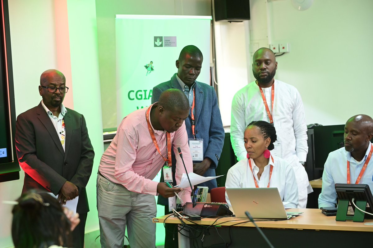 Taat_Africa's tweet photo. At #ScalingWeek2026 at #ILRI in Nairobi, the #TAATClearinghouse demonstrated how #CGIARscience transitions from research shelves directly into multi-million dollar development finance pipelines.

📌Key Highlights
✅Bridging Science & Investment: The #TAATClearinghouse connects CGIAR research with #IFIs like the African Development Bank Group, Gates Foundation, Islamic Development Bank (IsDB) and others, embedding ready-to-scale innovations into sovereign loan packages.
✅Real-World Impact (Nigeria Case Study): Through the $134M AfDB-funded #NAGS-AP project, #TAAT technical assistance helped expand wheat cultivation in #JigawaState from 70,000 to 119,000 hectares, boosting average yields from 1.5 to 2.5 t/ha.
✅Cascading Delivery: Trained 79 Master Extension Trainers, who are cascading knowledge to 5,000 frontline workers to reach 500,000 smallholder farmers with climate-smart technologies.
✅High-Readiness Solutions: Sourcing proven innovations (Level 7+ maturity) to bundle complete, bankable technical assistance packages for national development priorities.

✨Moving science from innovation to investment ensures sustainable, continental-scale agricultural transformation.

#ScalingWeek2026 #EngageTAAT #AgriculturalTransformation #ScalingForImpact #CapacityBuilding #DevelopmentFinance #FeedAfrica

@AfDB_Group @Groupe_AfDB @AfDBPresident
@gatesfoundation @GatesAfrica @CGIARScaling @IITA_CGIAR @ILRI