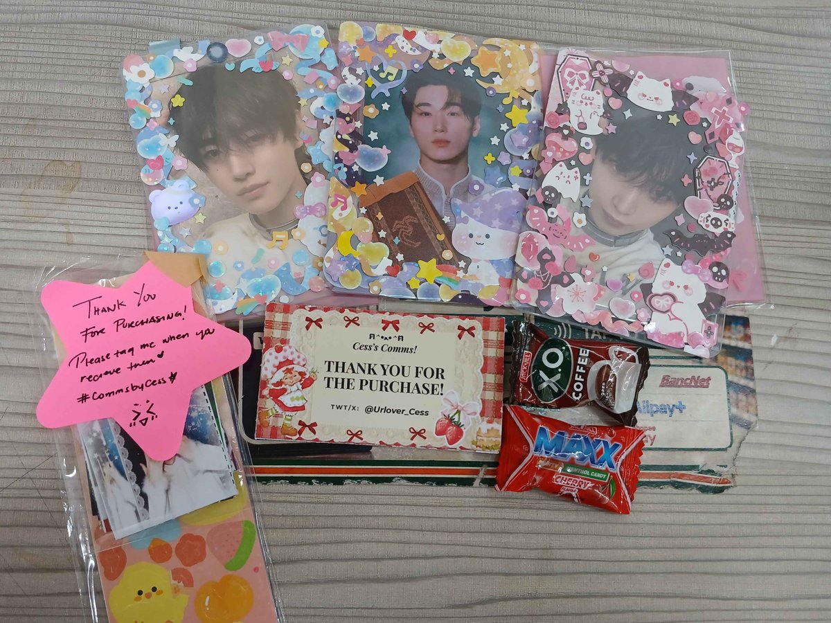 JazzzSkrrttt's tweet photo. Love mail from @Urlover_Cess!!🌸 જ⁀➴ ✉︎ 

This is my second time na nagpa commission ng toploaders and it's so pretty and did not disappoint!!! 100/10 would recommend and will buy again!!!

#CommsbyCess https://t.co/aaUZ39aN0y