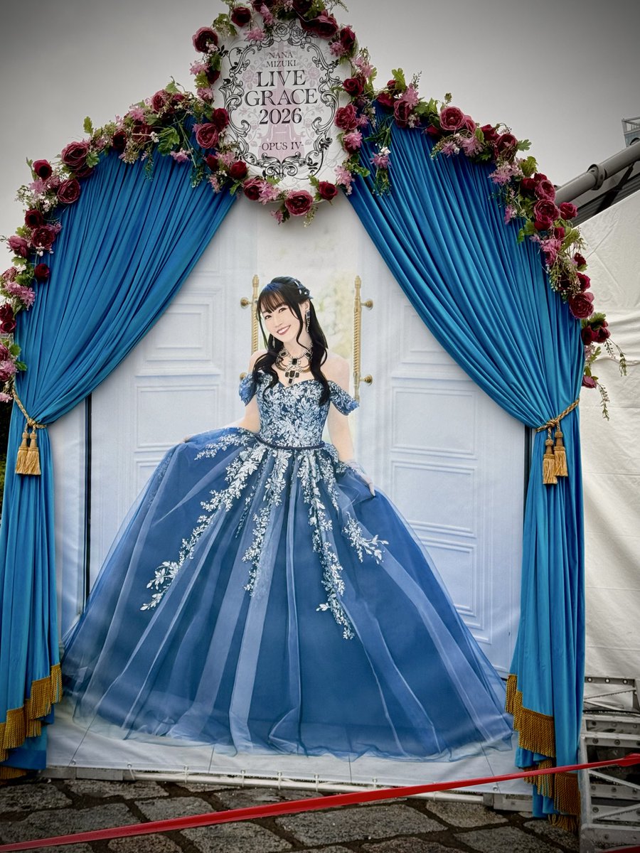 fujimatakuya's tweet photo. 水樹奈々さんのフルオーケストラライブ
LIVE GRACE -OPUS IV-に参戦してきました☆
なのは曲も沢山あって、Angel Blossomも聴けて最高に楽しかったです😆
星空と月と花火の下はいつぞやのマリンスタジアムを思い出してホロリとしました😢 https://t.co/Rs6IFXBlTy