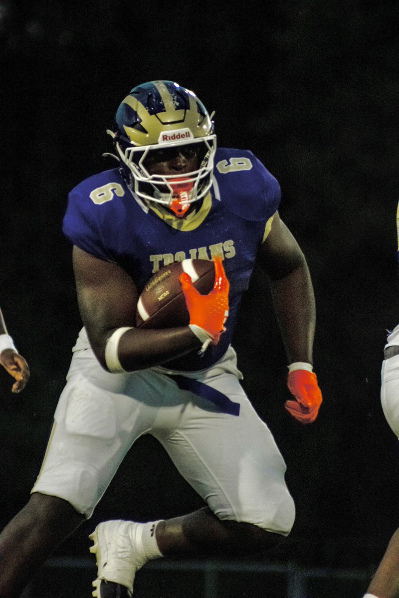 DTrainStewart28's tweet photo. Great Win Last Friday vs Franklin 59-20 ! 14 carries for 108 yards  2 touchdowns and 5 , 2pt conversions!! Goo Trojans 💜💛💜💛 @dreadboi_20 https://t.co/dj3UfPJRqJ