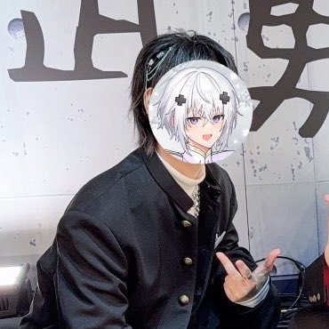 satomeru08's tweet photo. なんかこのメルメルの髪型……そあらくんも似た様な髪飾りというか髪型やってた気がする……🤔 https://t.co/BrigNe6cFb