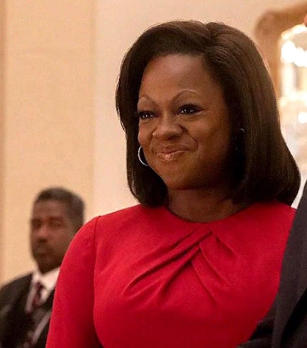 nottTHATrudy's tweet photo. How i smile when white folk do that fake smile https://t.co/sa8wNkibOY