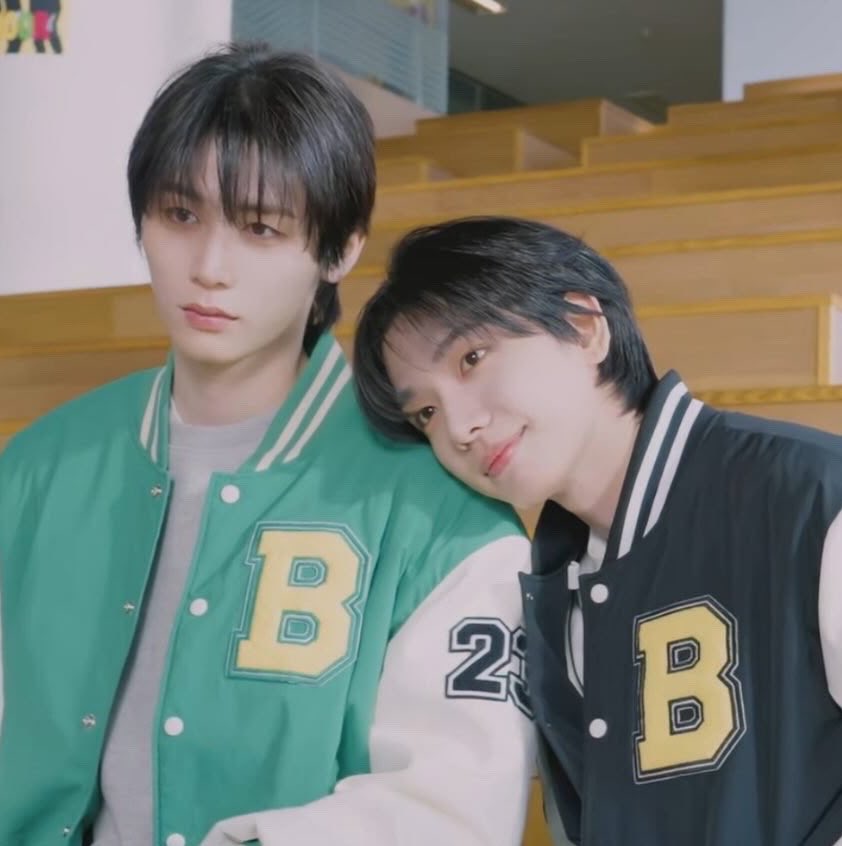 shu_wl_'s tweet photo. 명재현 항상 한태산한테 기대고 있음,, https://t.co/osKOd3kJy5