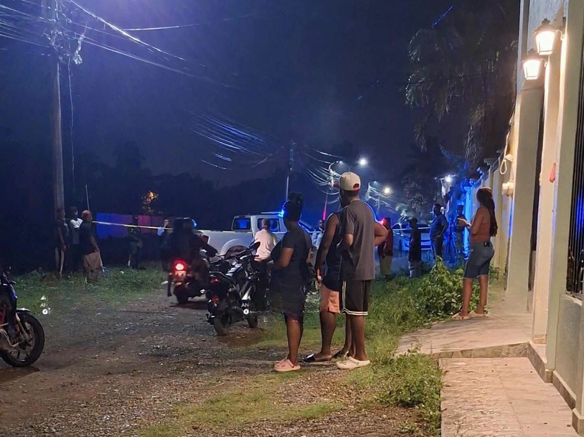 funesaranda's tweet photo. Joven pierde la vida tras ser atacado a disparos cuando se transportaba en su motocicleta, en la colonia Ponce en #LaCeiba la víctima fue identificada como Bryan René Munguía Carcamo (25). https://t.co/wgpu8PYved