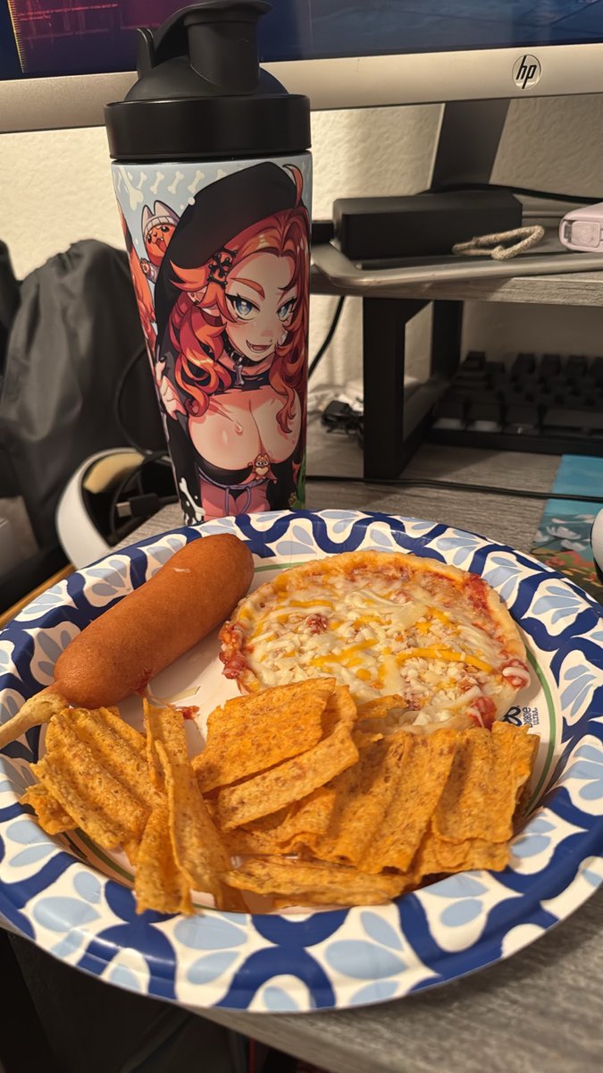 wilvider's tweet photo. Boy dinner at 3am because I have no self control https://t.co/j8p3sDwSga