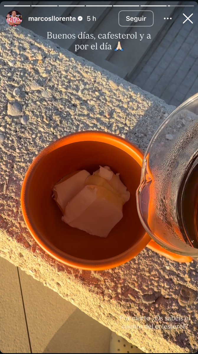 tarlosendgame's tweet photo. echándole mantequilla al café que alguien lo aleje de la rubia mala https://t.co/1OWak80rPL