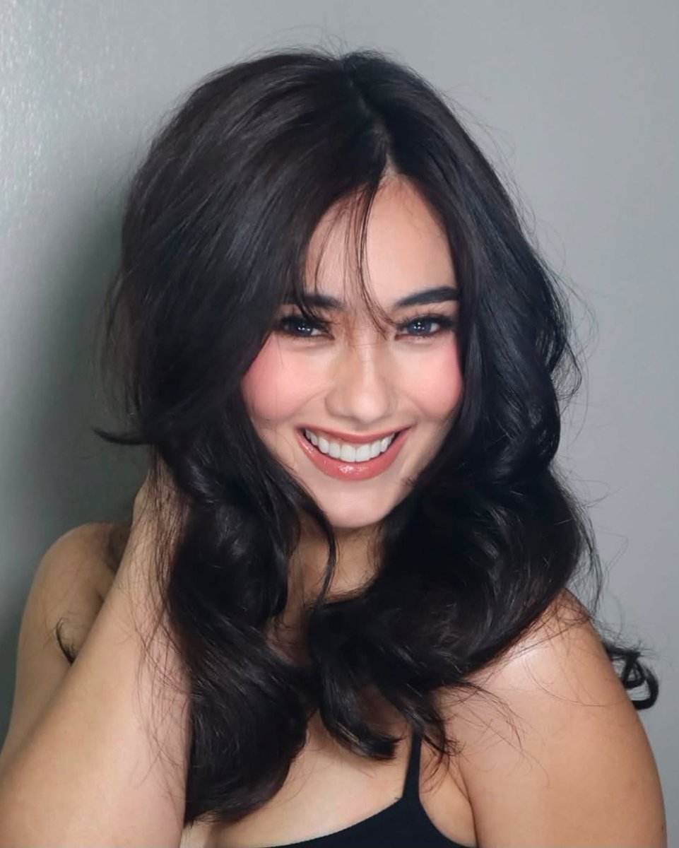 Dustbia14's tweet photo. Si ateng titeng tite tinawag na ante si jas eh mukha pa siyang ante hahaha.. diba @KKirsten29152 🫪

#jasminedescales #arjas

Binash                          Nambash https://t.co/OWfTcv2Qfm