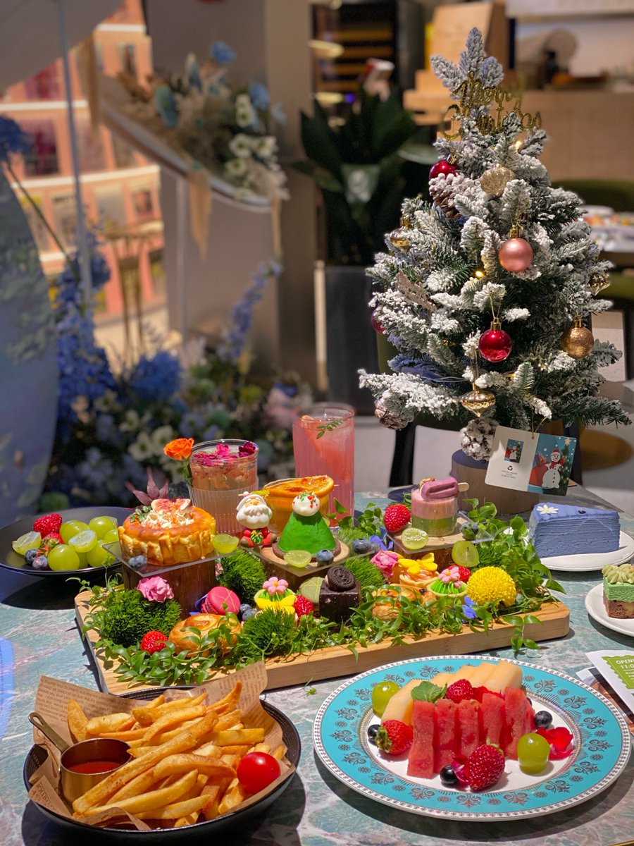 RTunas1's tweet photo. Festive 3-Course Special: Roast Turkey + Cranberry Tart + Spiced Apple Cider, only at our bistro this holiday week! Book now https://t.co/Jb4IlUJGcC