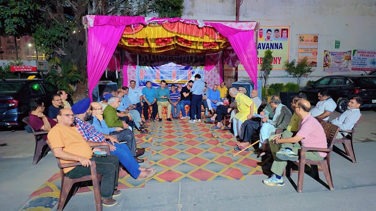 rajen1077's tweet photo. Waiting for final action from @gdagzb #GDA #VC_GDA  return community hall back and guest house to Kdp society residents . Pls help @myogioffice @myogiadityanath @UPGovt @ghaziabadpolice @DCPCityGZB @AmitShah @PMOIndia @narendramodi residents are still on protest in society. https://t.co/lIeFGRxR4W