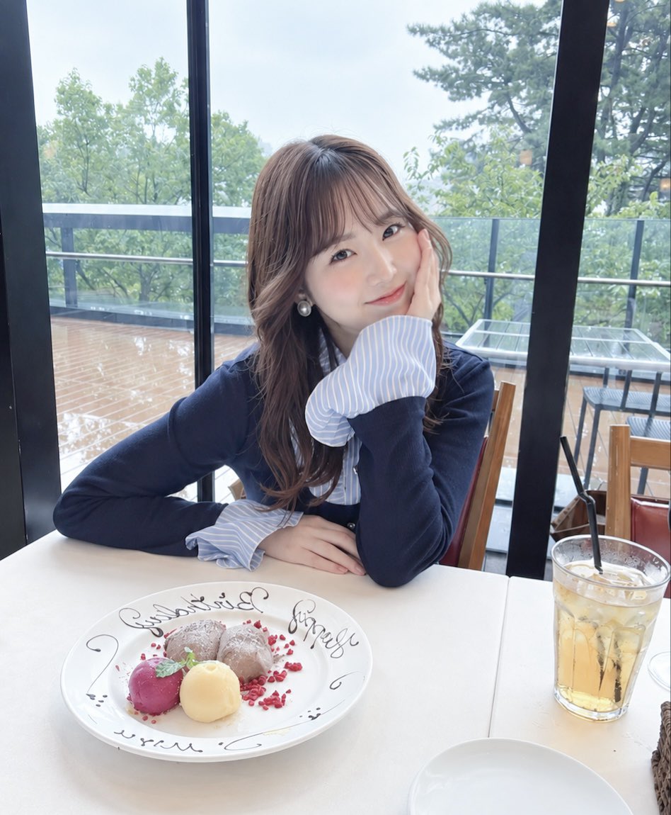 do___mo_miyu's tweet photo. 大好きなお友だちにお祝いしてもらいました（ ;  ; ）💞💞
幸せものすぎる（ ;  ; ）
今年は皆様に報告できることありそうです✊🏻❗️ https://t.co/dsC5syUUSr