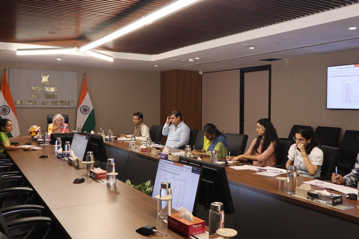 cotcorp_ho's tweet photo. A meeting under the chairpersonship of the Secretary (Textiles), Ministry of Textiles, was held on 23.09.2026 to review the preparedness for Minimum Support Price (MSP) operations for procurement of seed cotton (kapas) during the ensuing Cotton Season 2026–27.

The meeting was attended by Shri Lalit Kumar Gupta & senior officials of the Cotton Corporation of India (CCI) and representatives of all cotton-growing States. The preparedness of CCI and the States for smooth and timely commencement of MSP procurement operations was reviewed in detail, including arrangements relating to procurement centres, farmer registration, infrastructure, logistics and other operational requirements.

The meeting also reviewed the implementation of the Mission for Cotton Productivity, with particular focus on the distribution of Contamination Control Kits to cotton farmers and the digitisation of farmer-related data. The need for effective coordination among the States, CCI and other implementing agencies was emphasised to ensure timely distribution of the kits and comprehensive digitisation of farmer data, thereby facilitating greater traceability, transparency and quality improvement across the cotton value chain.