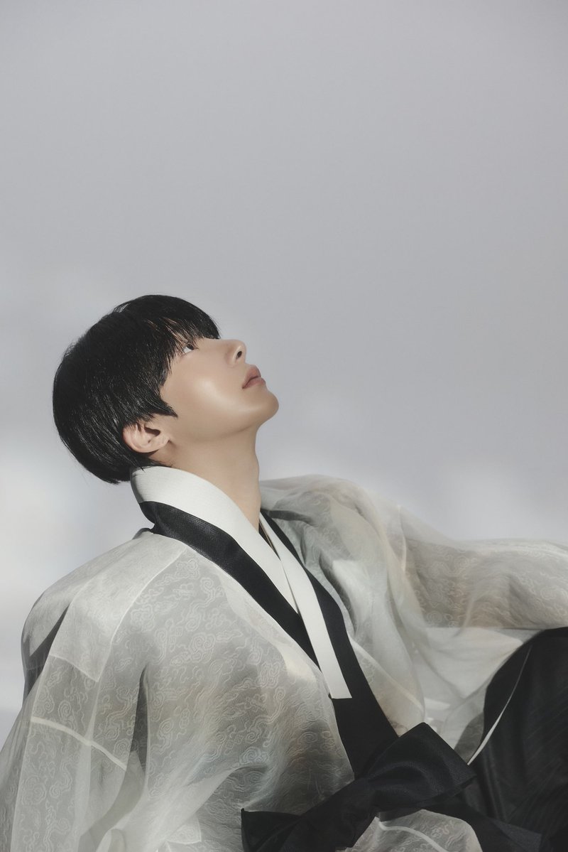 coenkiee's tweet photo. 감사합니다..
진짜 좋은 추석이 될 것 같아요..
송편 호박전 대신 남자 얼굴 뜯어먹구
좋은 추석이 될 것만 같네요.. https://t.co/ytlYpGS3Ln