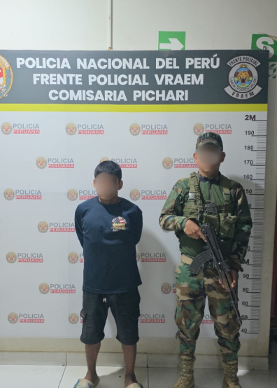 FPVRAEMOFICIAL's tweet photo. 🚨 ¡PICHARI EN ACCIÓN! 👮‍♂️ Durante el operativo “ALTO IMPACTO”, la PNP detuvo en flagrancia a un ciudadano de 27 años por la presunta comisión del delito de violación sexual de menor de edad. El caso fue comunicado al Ministerio Público.

#PNP #VRAEM #Pichari https://t.co/6SlCT2QZrm